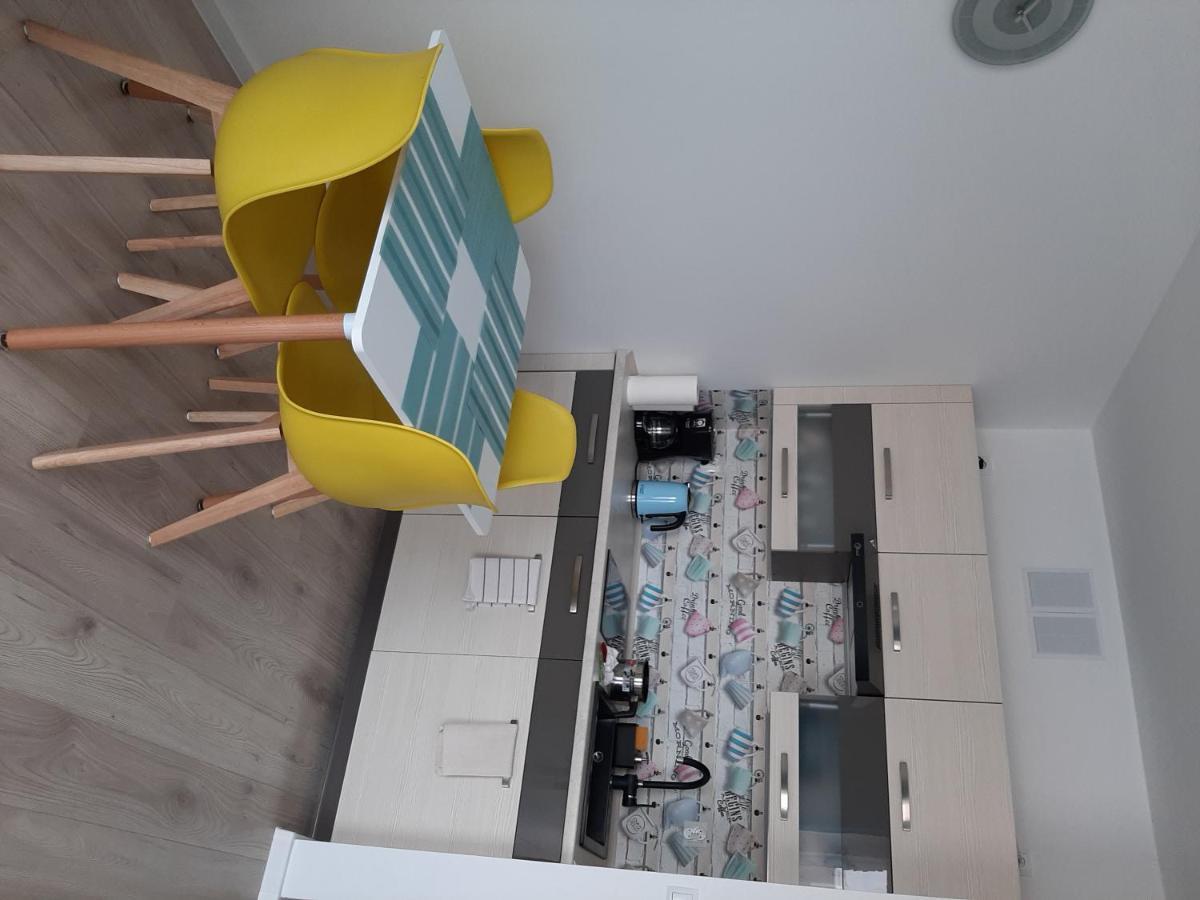 Ferienwohnung Apartament Viktoria Darłówko Exterior foto